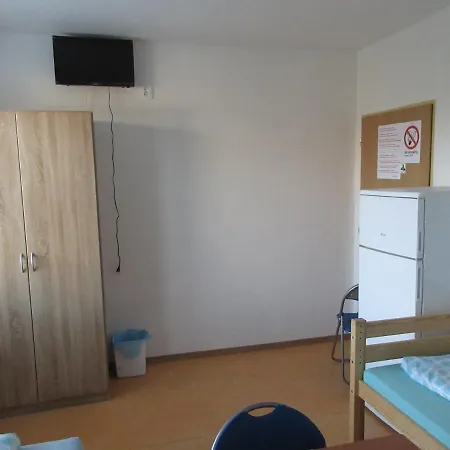 Dom Pri Poliklinike * Dolny Cepen